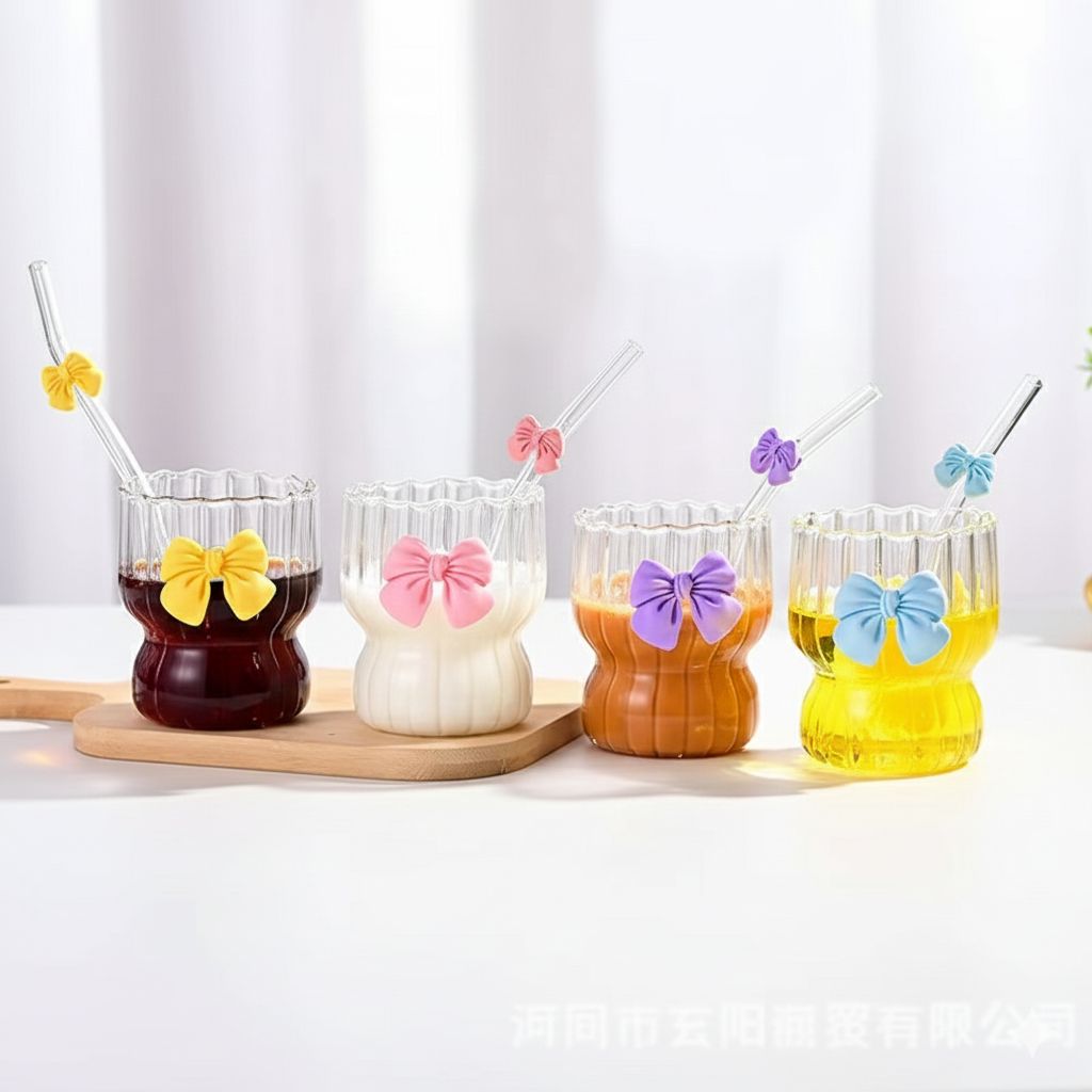 Cute Bow Glass Sippers 300ml