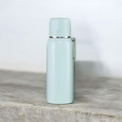 680ml Insulated Vacuum Water Bottle