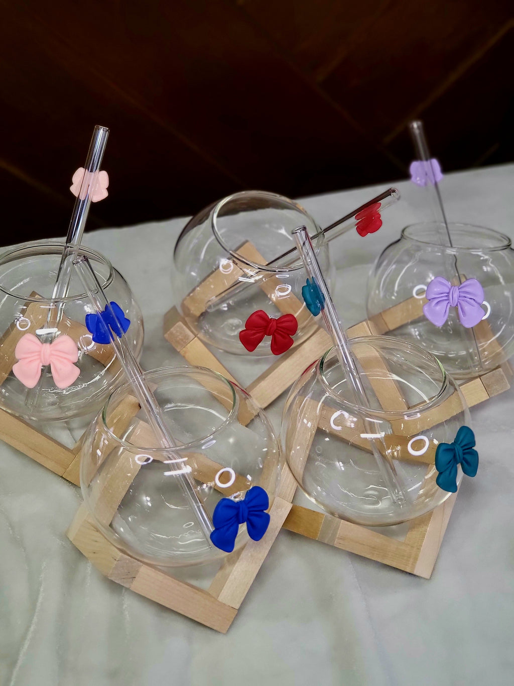 Round Glass Sipper with Bow - Includes Glass Straw and Wooden Stand.