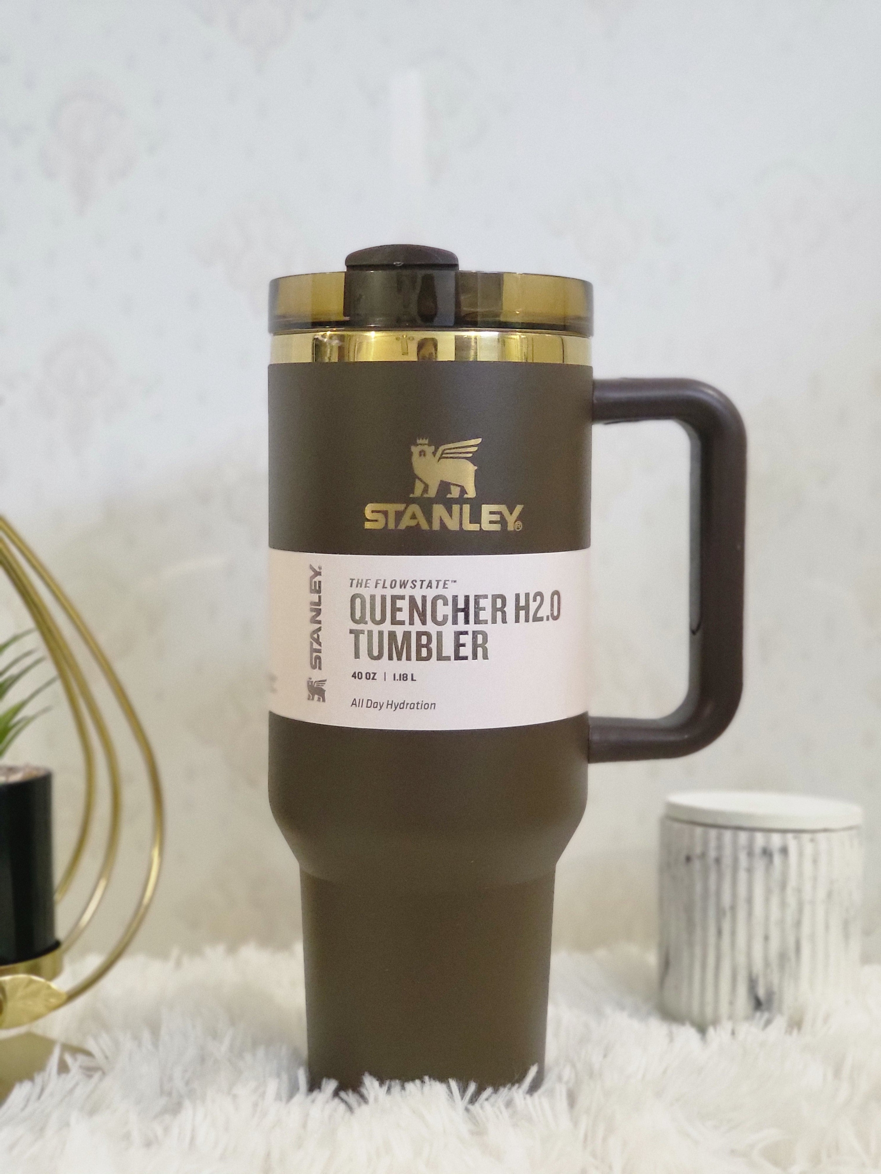 Stanley Quencher Tumblers 40oz 100% Recycling